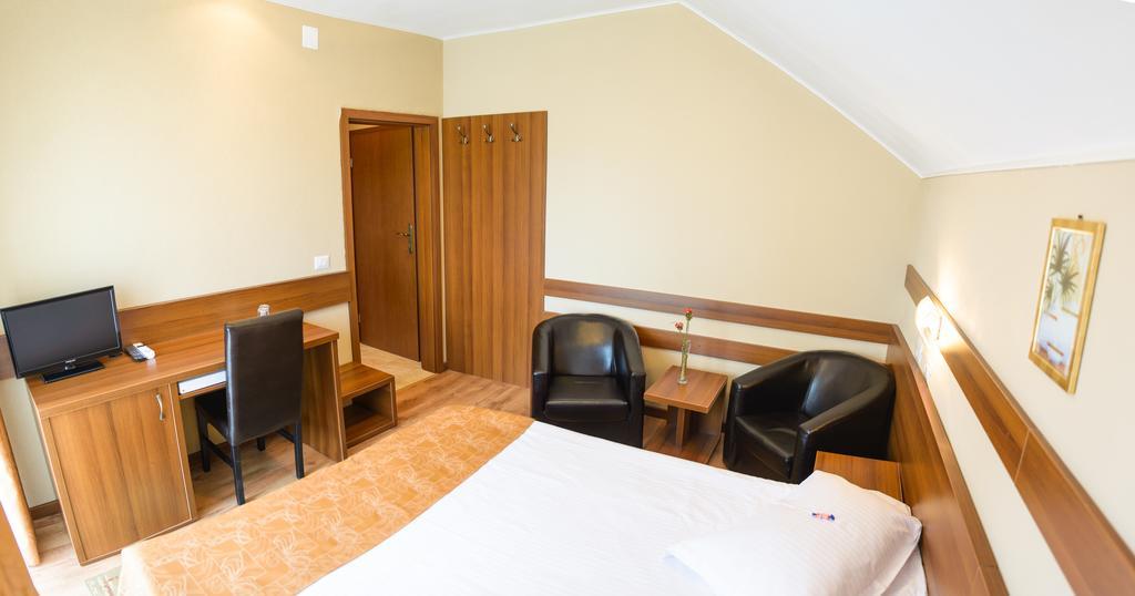 Pensiunea Lunca Arad Zimmer foto